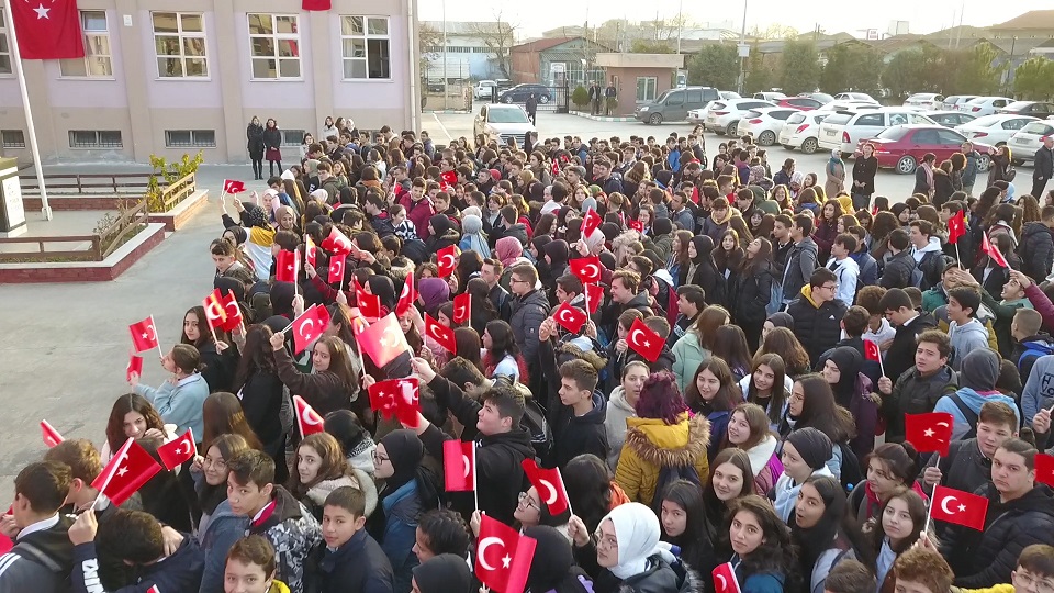 "Mobil Çocuk Hizmet Birimleri" Binlerce Çocuğa Destek Elini Uzattı