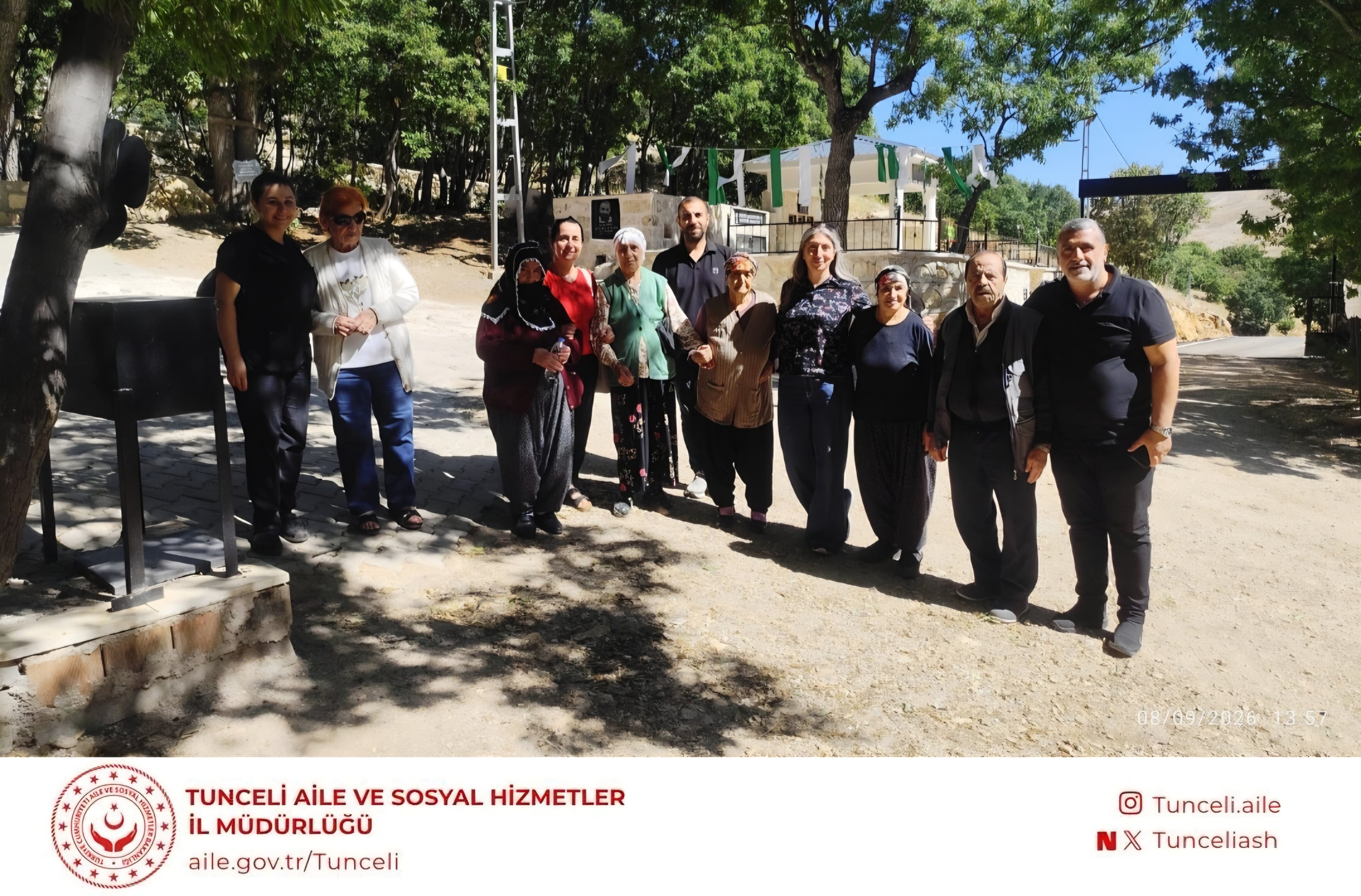 Büyüklerimizin Yüzündeki Tebessüm, En Büyük Mutluluğumuz!