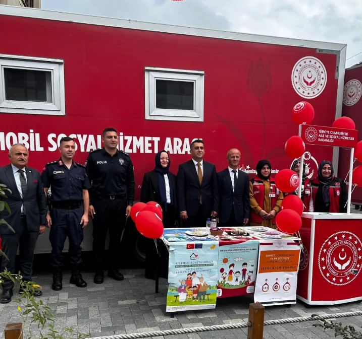 Of İlçesinde Vatandaşlara Yönelik Bilgilendirme ve Tanıtım Çalışması Gerçekleştirildi
