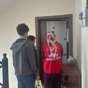 Çocuk Evleri Sitemizdeki Evlatlarımız Aziz Şehitlerimizin Ailelerini Ziyaret Etti - fotoğraf 1