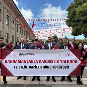 Gaziler Günü “Kahramanlarla Kardeşlik Yolunda” Yürüyüşü ile Anıldı - fotoğraf 1