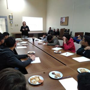 Seyhan Çocuk Evleri Sitemizde Düzenlenen “Yaşam ve Kariyer Yolculuğunda Farkındalık ” Konulu Kişisel Gelişim Semineri - fotoğraf 2