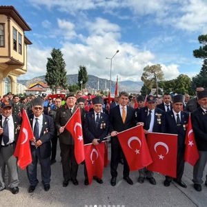 19 Eylül Gaziler Günü’nde “Kahramanlarla Kardeşlik Yolunda” Yürüyüşü Gerçekleştirildi - fotoğraf 2