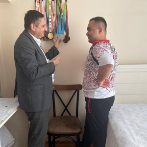 Engelli Sporcumuz Abdullah İnan ve Ailesi Ziyaret Edildi - fotoğraf 2