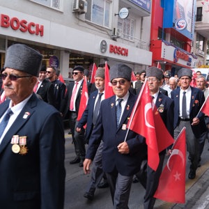 Kahramanlarla Kardeşlik Yolunda: 19 Eylül Gaziler Günü Kortej Yürüyüşü - fotoğraf 5