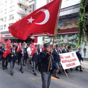 Kahramanlarla Kardeşlik Yolunda: 19 Eylül Gaziler Günü Kortej Yürüyüşü - fotoğraf 3
