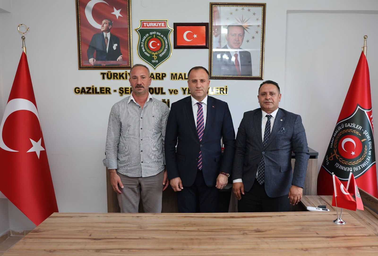 Türkiye Harp Malulü Gaziler, Şehit Dul ve Yetimleri Derneği Siverek Şubesini ziyaret ettik.