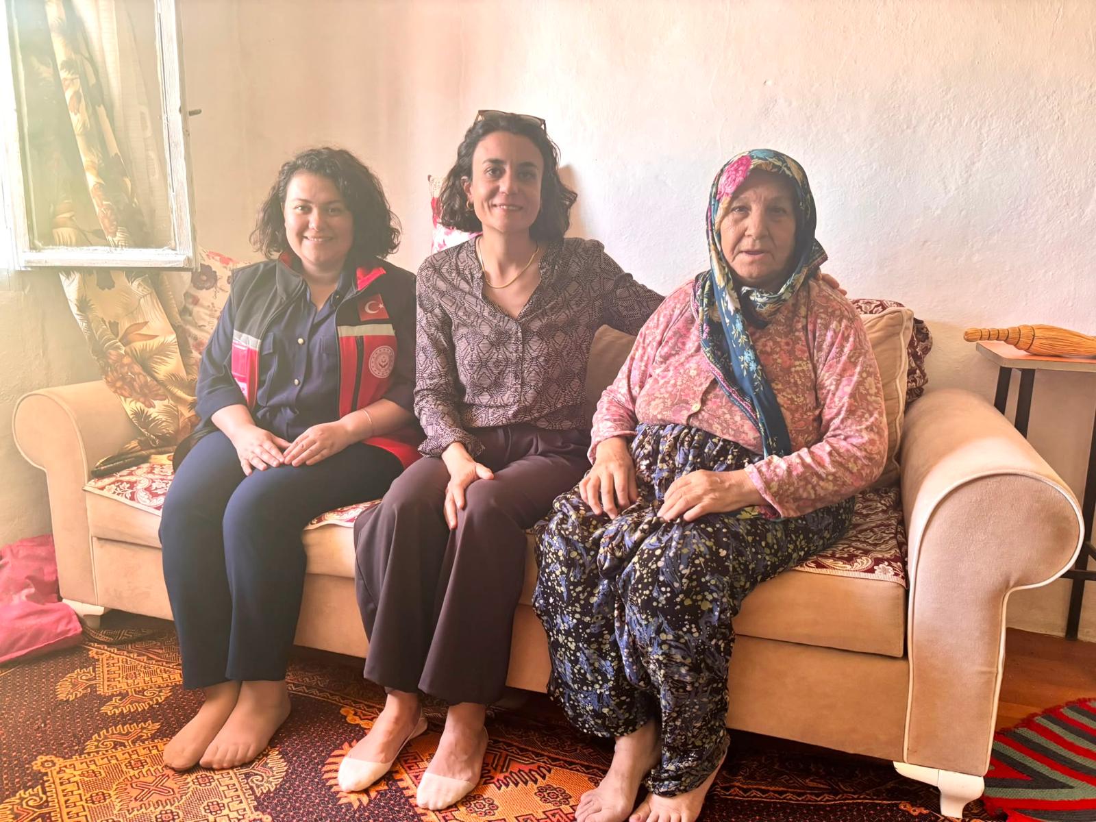 ŞEHİDİMİZ NİHAT KAPLAN’IN AİLESİNE ZİYARET