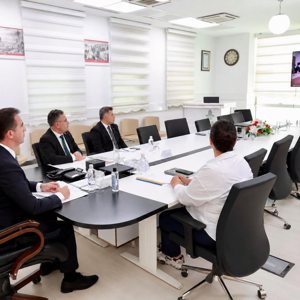 İçişleri Bakanımız Sayın Mustafa Çiftçi ve Bakanımız Sayın Mahinur Özdemir Göktaş’ın riyasetlerinde “İl ve İlçe Sosyal Yardımlaşma ve Dayanışma Vakıfları Performans Karnesi” Toplantısı  - fotoğraf 3