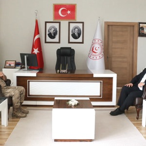 İl Müdürümüz Sayın Serdar DEMİRCİ, İl Jandarma Komutanı Tuğgeneral Sayın Alpaslan DOĞAN’ı  Makamında  Ağırladı - fotoğraf 1