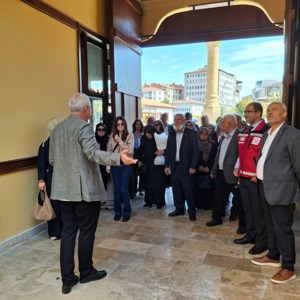 İKİZ KONAK BUTİK OTEL’İN İLK MİSAFİRLERİ ŞEHİT YAKINLARI VE GAZİ AİLELERİ OLDU - fotoğraf 20