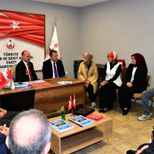 Türkiye Gaziler ve Şehit Aileleri Vakfı Trabzon Şubesi Ziyaret Edildi - fotoğraf 1