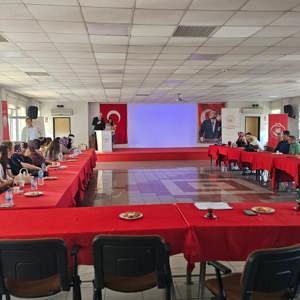 Çocukla İlişkiyi Oyunla Güçlendirme Projesiyle Bakım Personelinin Yetkinlikleri Güçlendiriliyor - fotoğraf 12