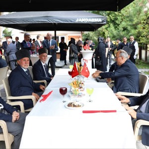 19 Eylül Gaziler Günü Kapsamında Kahraman Gazilerimizle Yürüyüş Gerçekleştirildi, Dernekler Ziyaret Edildi ve Kabul Programında Bir Araya Gelindi. - fotoğraf 11