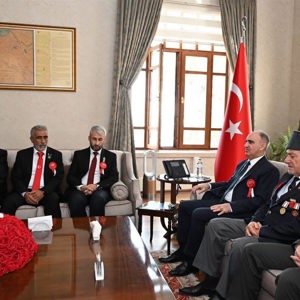 Gazilerimiz ve Şehit Ailelerimiz Valiliğimizde Misafir Edildi - fotoğraf 2