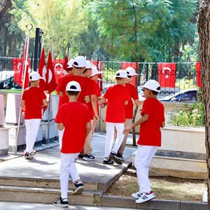Şehitlerimizin Kabirleri Ziyaret Edildi - fotoğraf 1