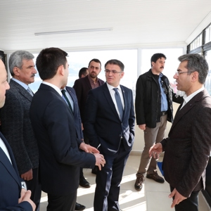 Valimiz Sayın Dr. Ozan BALCI Almus Mavi Göl Özel Bakım Merkezine Ziyarette Bulundu - fotoğraf 3