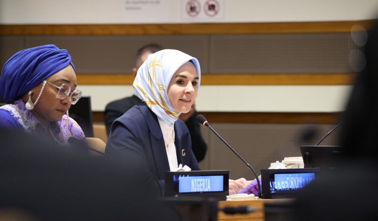 Bakanımız Göktaş, “Teknoloji Kaynaklı Kadınlara ve Kız Çocuklarına Yönelik Şiddetle Mücadele" Temalı G77 ve Yükselen Ortaklar Bakanlar Yuvarlak Masa Toplantısı"nda konuştu: