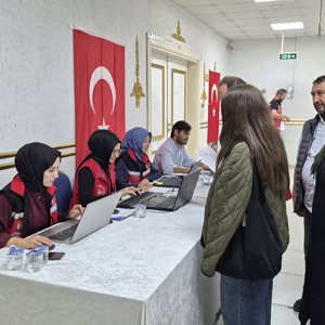 Gaziler Günü Dolayısıyla Şehit Aileleri ve Gaziler Onuruna Yemek Programı Düzenlendi - fotoğraf 3