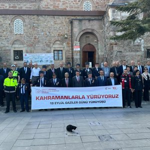 Simav’da 19 Eylül Gaziler Günü Programlarına Katılım Sağlandı - fotoğraf 2