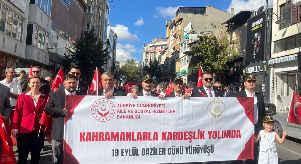 19 Eylül Gaziler Günü Kapsamında Gaziler Günü Yürüyüşü Düzenlendi