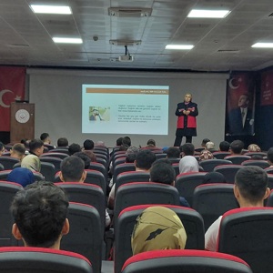 Osmaniye Sosyal Hizmet Merkezi Eğitim Birimi tarafından, Evlenecek Gençlerin Desteklenmesi Projesi kapsamında Evlilik Öncesi Eğitim Semineri düzenlendi. - fotoğraf 2