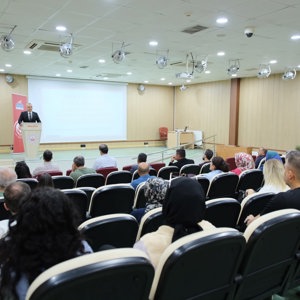 Çocuk Hizmetleri Birimimiz tarafından kamu kurum ve kuruluşlarının temsilcilerine yönelik  kreş ve gündüz bakımevi açılması ile ilgili dikkat edilecek hususlar hakkında bilgilendirme eğitimi verildi.  - fotoğraf 5
