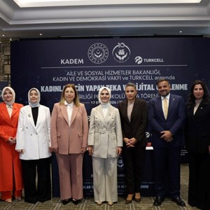 "Kadınlar İçin Yapay Zeka ve Dijital Güçlenme İşbirliği Protokolü" İmza Töreni Düzenlendi - fotoğraf 11