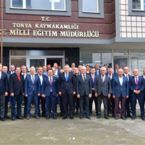 Valimiz Sayın Tahir Şahin, Tonya İlçemizde Mahalle Muhtarlarımızla Bir Araya Geldi. - fotoğraf 2