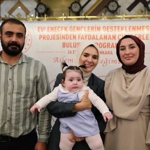 Bakanımız Göktaş, Evlenecek Gençlerin Desteklenmesi Projesi'nden yararlanan çiftlerle buluştu - fotoğraf 14