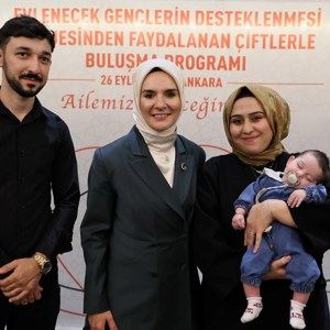 Bakanımız Göktaş, Evlenecek Gençlerin Desteklenmesi Projesi'nden yararlanan çiftlerle buluştu - fotoğraf 15