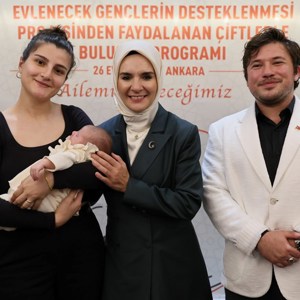 Bakanımız Göktaş, Evlenecek Gençlerin Desteklenmesi Projesi'nden yararlanan çiftlerle buluştu - fotoğraf 16