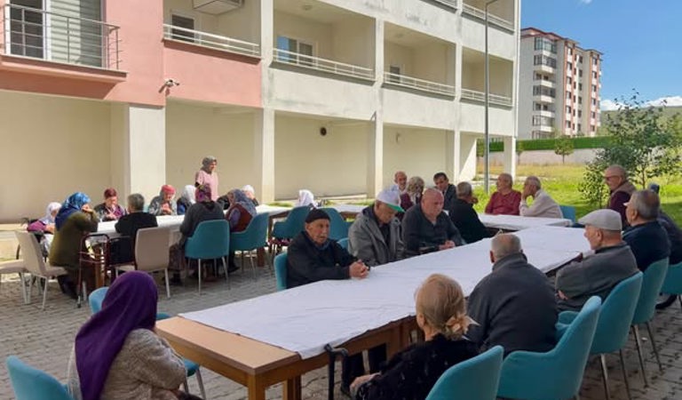 Ulu Çınarlarımızla Sosyal Uyum Etkinliği