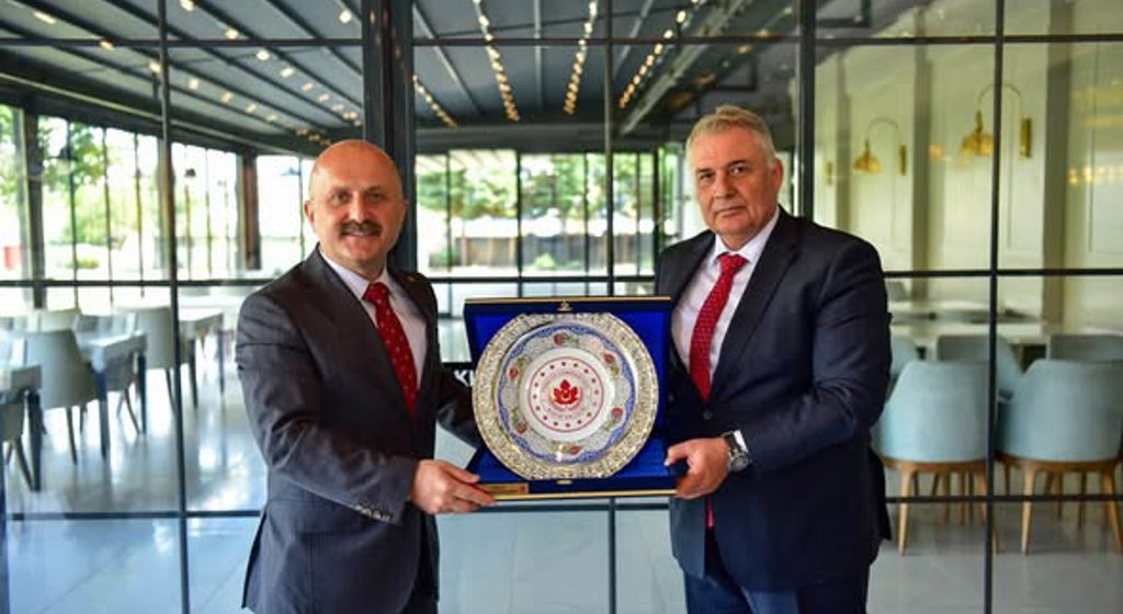 Emniyet Genel Müdürlüğü Emrine Atanan 1. Sınıf Emniyet Müdürü Sayın Armağan Adnan ERDOĞAN' ın Veda Yemeği