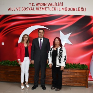 Türkiye Sakatlar Derneği Aydın Şube Başkanı Zeliha Gündoğdu ile Efeler Sosyal Yardımlaşma ve Dayanışma Vakfı (SYDV) Müdürü Fatma Şahin, İl Müdürümüz İlkay Türkoğlu’nu makamında ziyaret etti. - fotoğraf 1