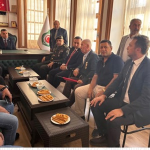 Gaziler Günü’nde Şehit ve Gazi Dernekleri Ziyaret Edildi - fotoğraf 4