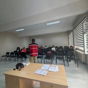 Sinop Belediye Başkanlığı’nda görevli personellere yönelik eğitim ve danışmanlık birimi eğiticisi Psikolojik Danışman Armağan Ayazgün tarafından Psd Temel Farkındalık Eğitimi düzenlendi - fotoğraf 1