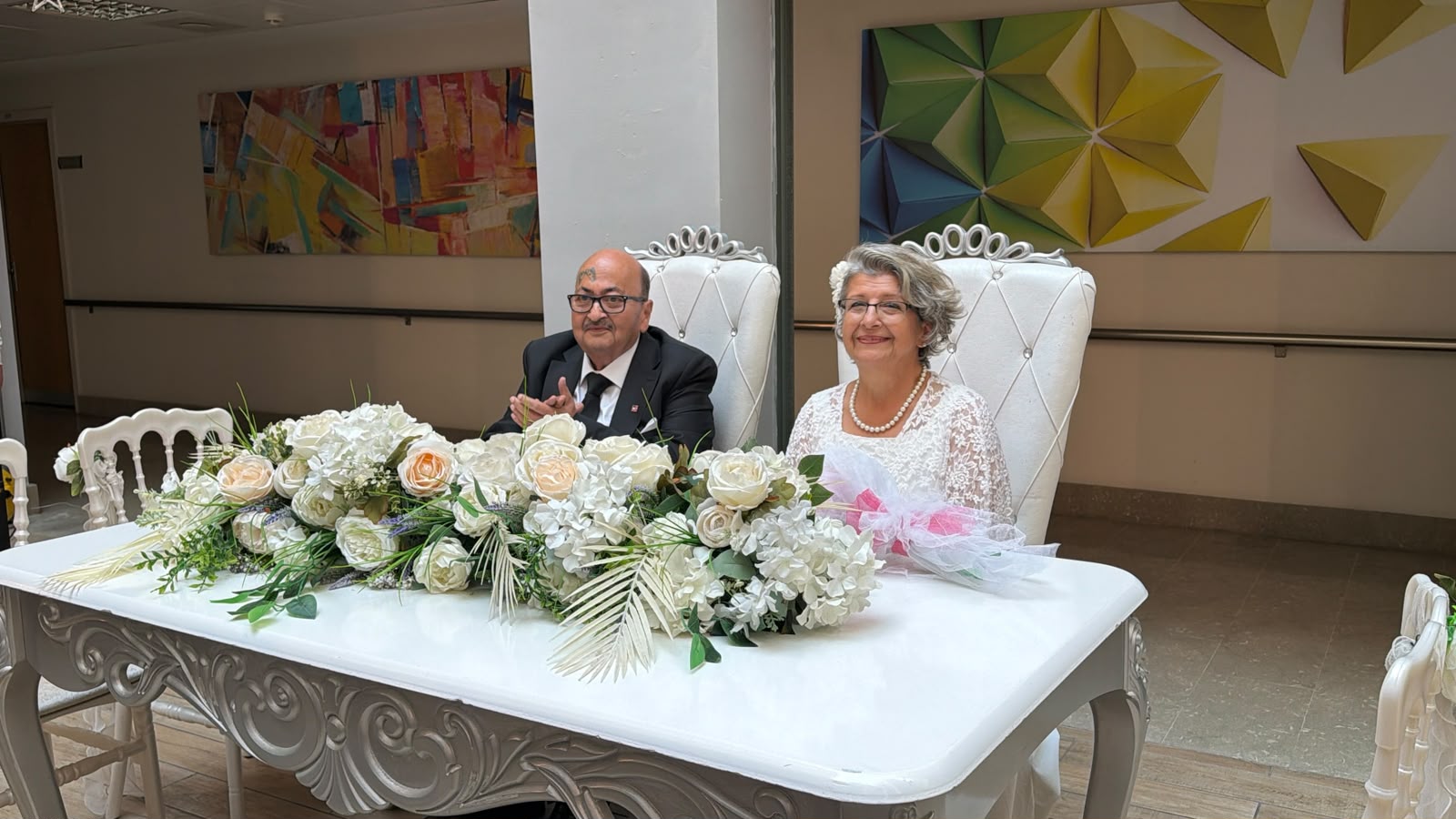 Huzurevinde Başlayan Bir Ömürlük Mutluluk