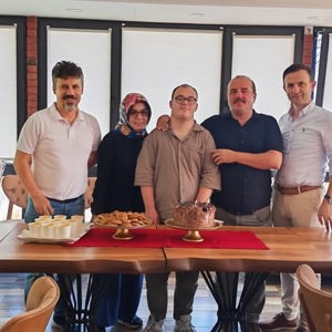 Büyük bir aile olarak sevinçleri paylaşıyor, çoğaltıyoruz - fotoğraf 1