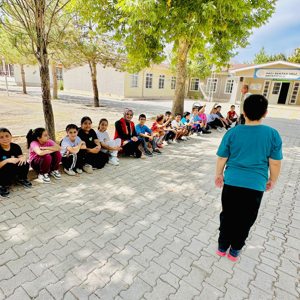 Elbistan’da Okul Uyum Haftasında "Okul Mobil Sosyal Hizmet" Modeli Tanıtıldı - fotoğraf 3