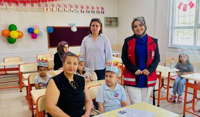 Elbistan’da Okul Uyum Haftasında "Okul Mobil Sosyal Hizmet" Modeli Tanıtıldı