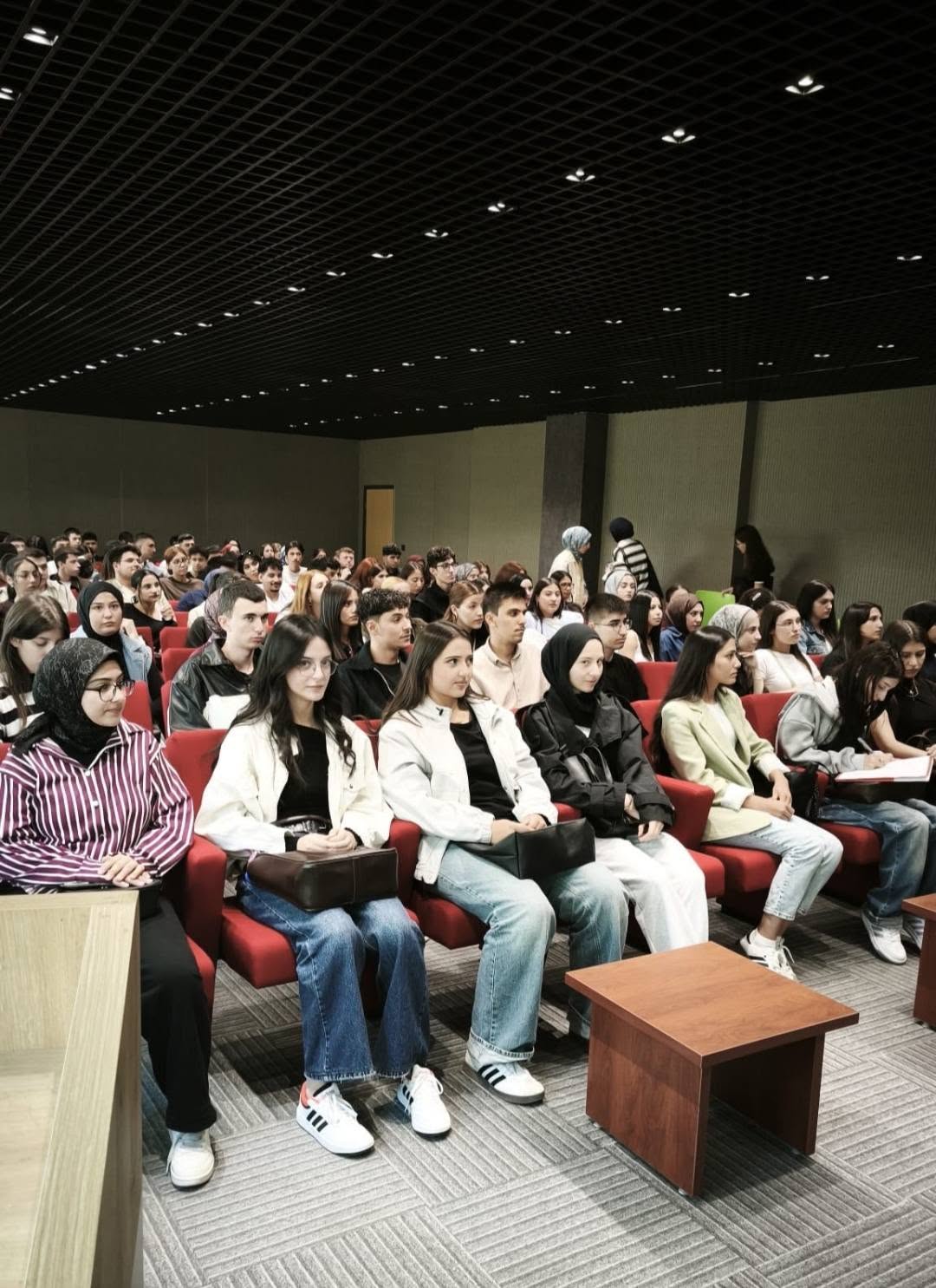 Hitit Üniversitesi Öğrencilerine İletişim ve Şiddet Farkındalığı Eğitimi