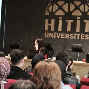 Hitit Üniversitesi Öğrencilerine İletişim ve Şiddet Farkındalığı Eğitimi - fotoğraf 2