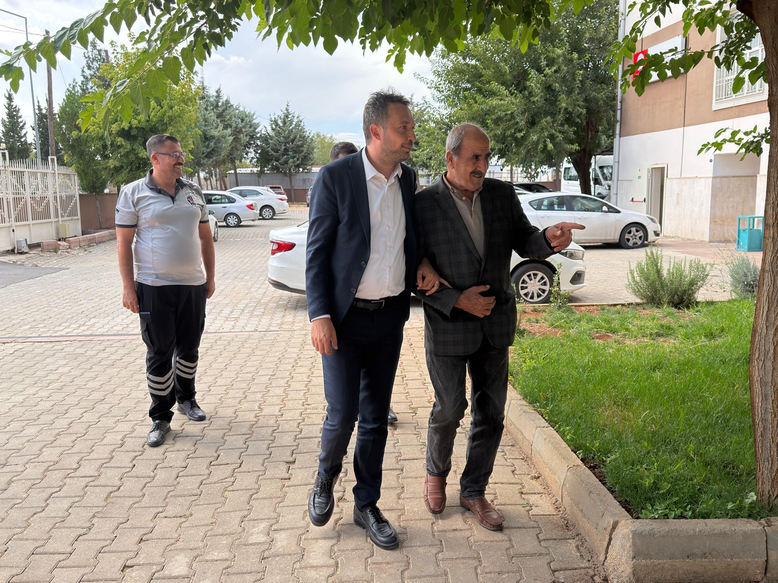 İl Müdürümüz Sayın Çetin TUTAŞ’tan Sosyal Hizmet Merkezi Müdürlüğüne Ziyaret