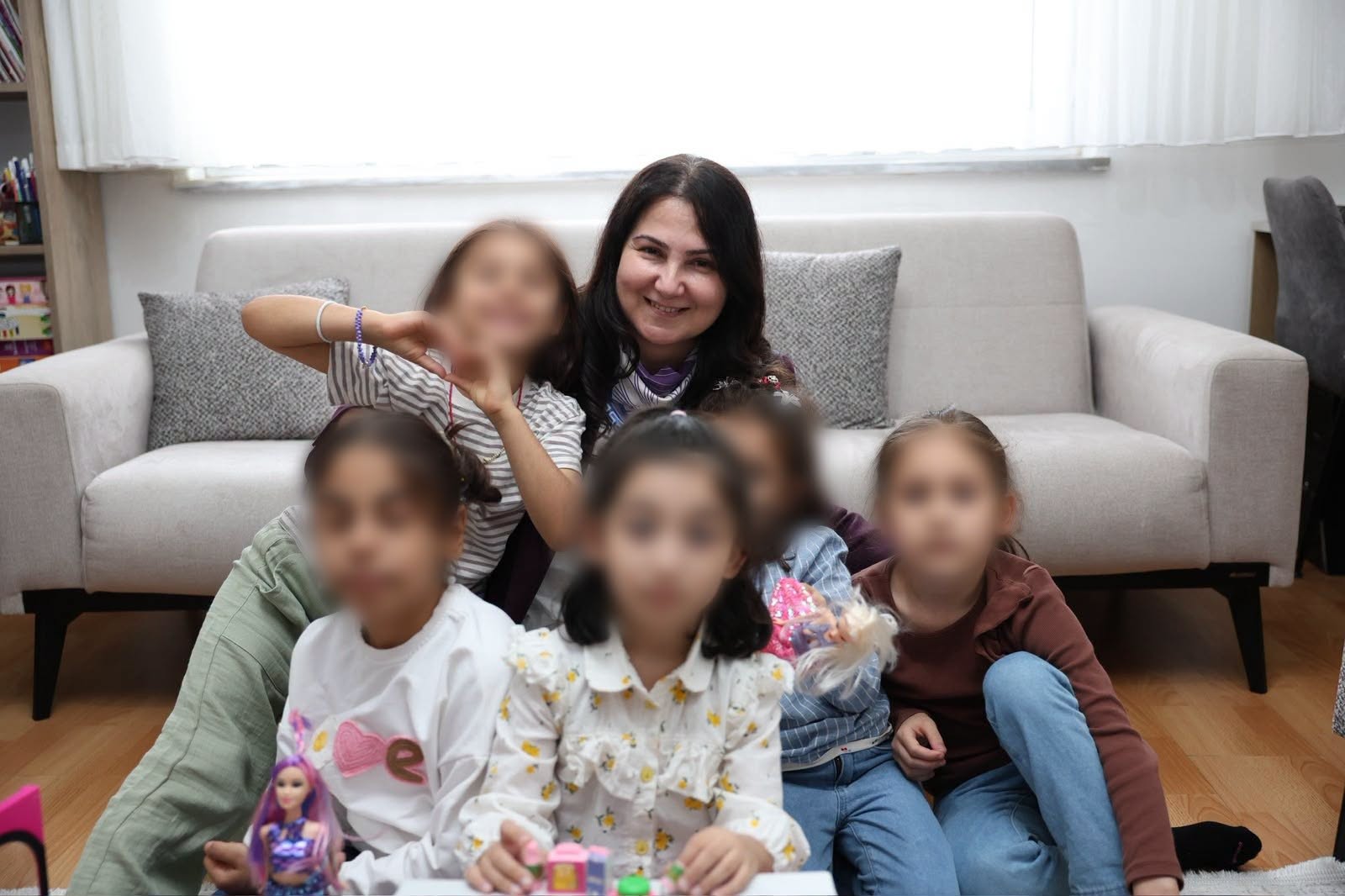 Elif Makas Hanımefendi, Çocuklarımızın Yaşadığı Evi Ziyaret Etti.