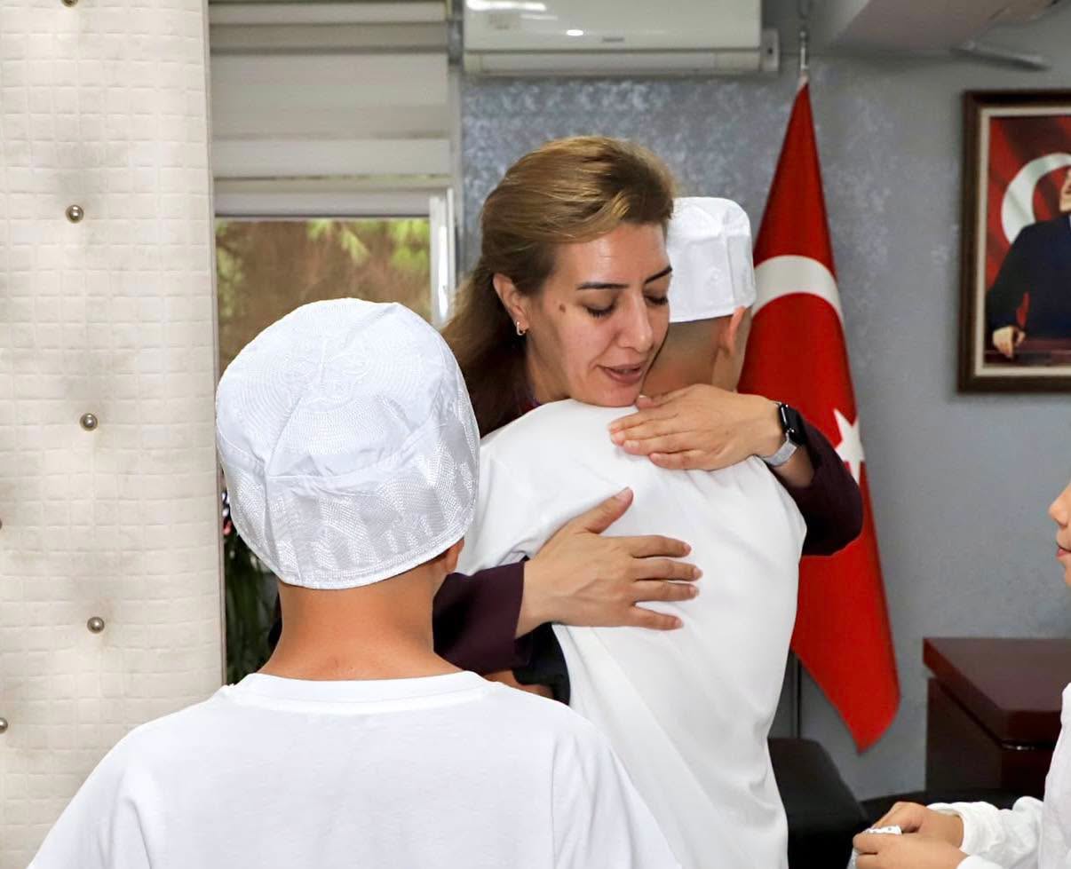 Çocuklarımız Umre İbadeti İçin Suudi Arabistan’a Uğurlandı