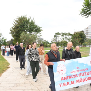 1 Ekim Dünya Yaşlılar Günü Kapsamında Farkındalık Yürüyüşleri Gerçekleştirdik - fotoğraf 13