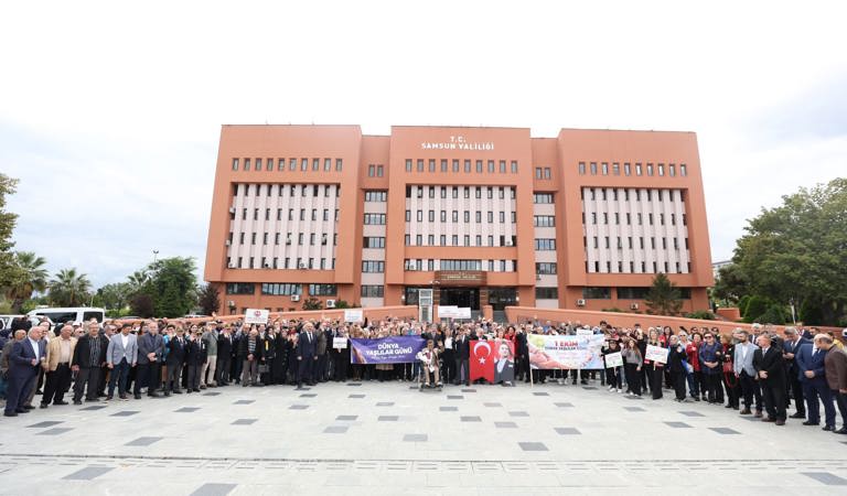 Yaşlılar Günü’nde Kuşaklar Arası Dayanışmanın Önemine Dikkat Çekildi  