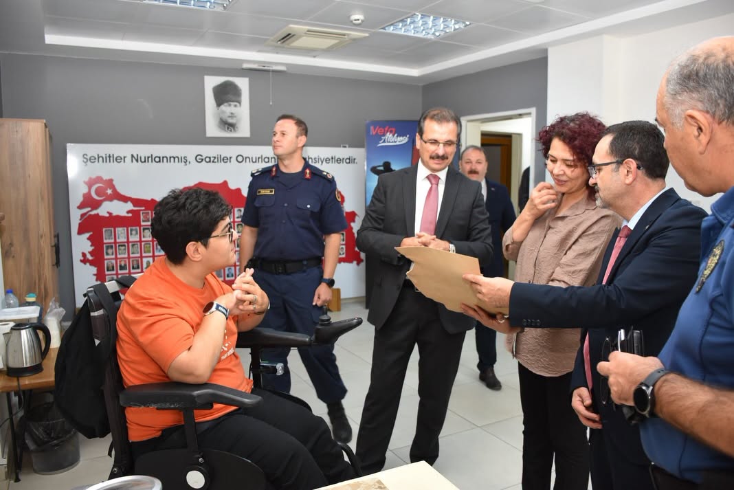 Deri’n Sanat Atölyesi Ziyaret Edildi