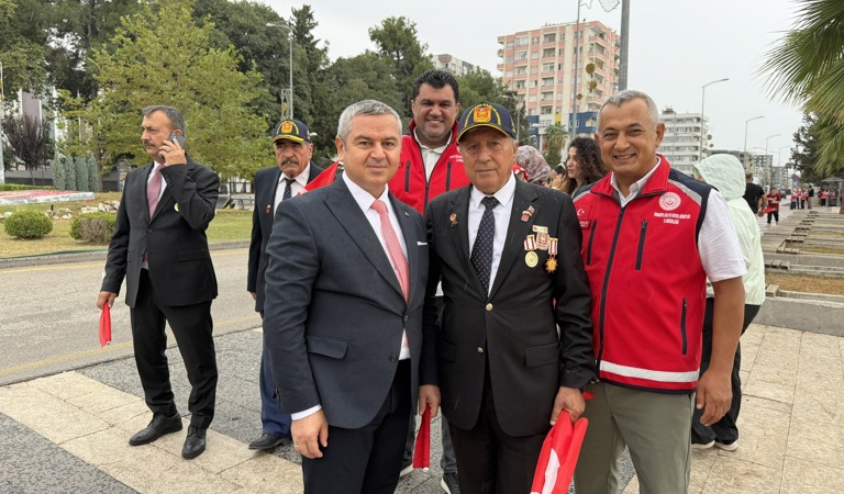 19 Eylül Gaziler Günü dolayısıyla, Sayın Valimiz Mehmet Fatih Serdengeçti’nin himayelerinde gerçekleştirilen yürüyüş programına; İl Müdürlüğümüz olarak katılım sağladık.